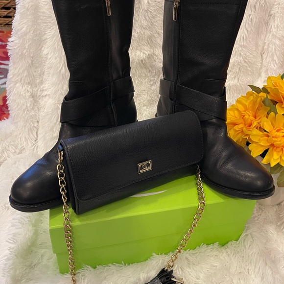 Vince Camuto Mid Calf Boots w/ crossbody bag set! - Picture 6 of 10